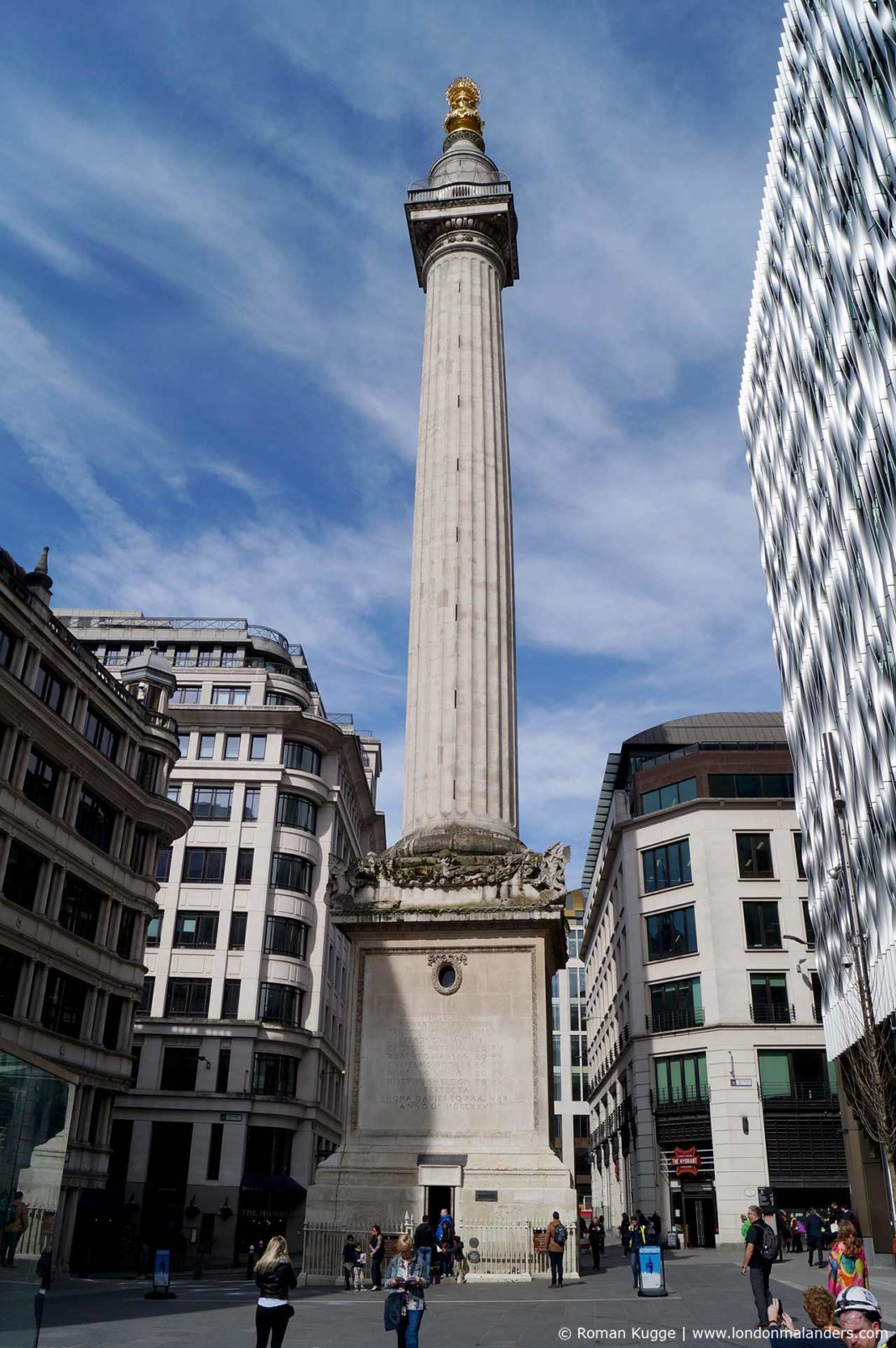 „The Monument“ In London: Toller Ausblick Von Der Höchsten Steinsäule ...